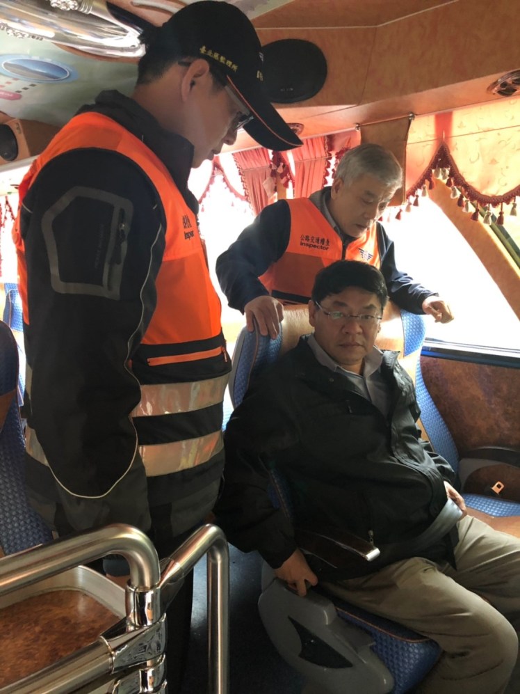 花蓮監理站連假期間加強車輛安全設備查核