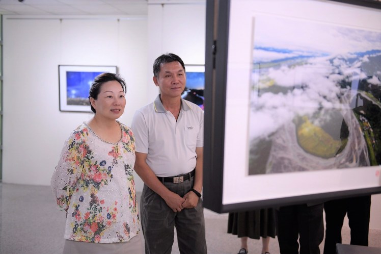 山前日先照-邱福興攝影展展至830 徐榛蔚肯定其對攝影的堅持與美學3.jpg